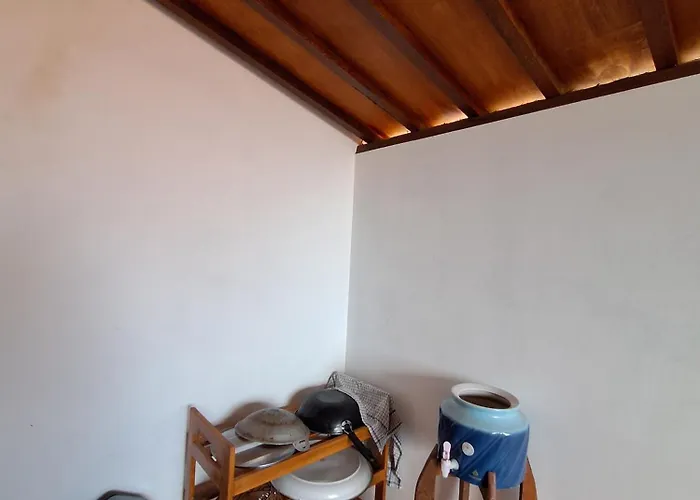 Rumah Wayans Lipah Bed & Breakfast