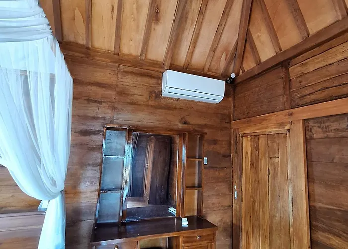 Rumah Wayans Lipah Bed & Breakfast Amed (Bali)